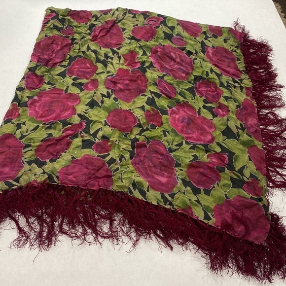 Zazou wrap scarf fringed floral - Picture 2 of 6